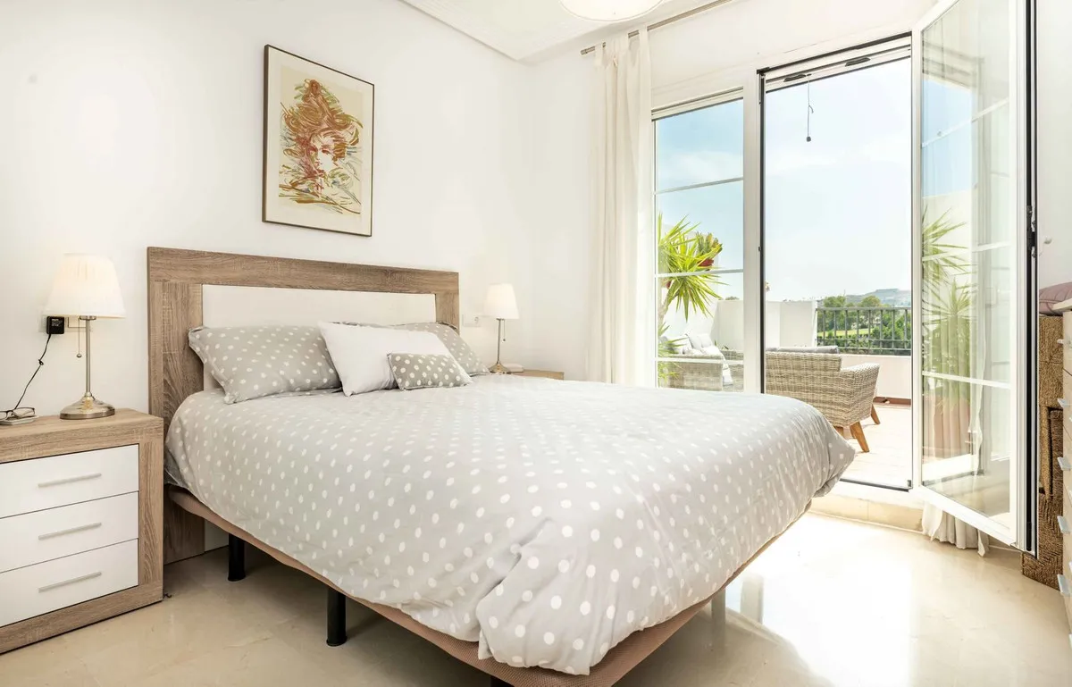 8e254448-8c27-4dc6-b5c4-74930211a43e