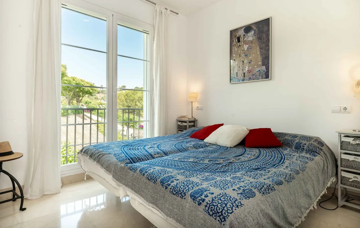 91602e42-a640-43f0-ab70-475e900f1353