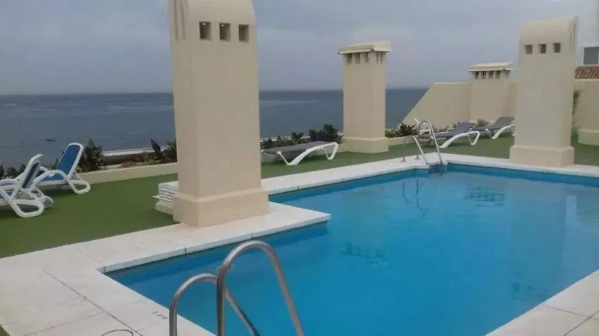 16a7a42f-0ee7-4044-84e7-c86c574d3b3a