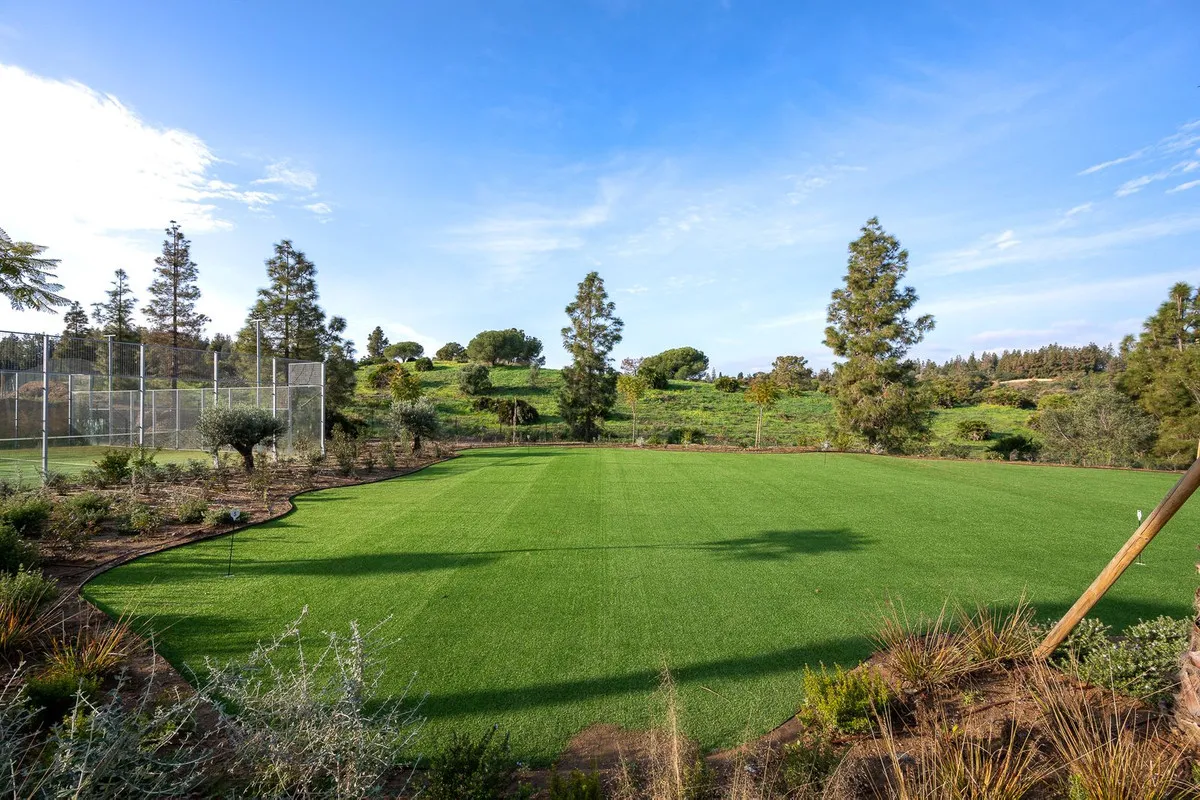 114c8e9e-3b08-472e-9b03-ec95d964cf2d