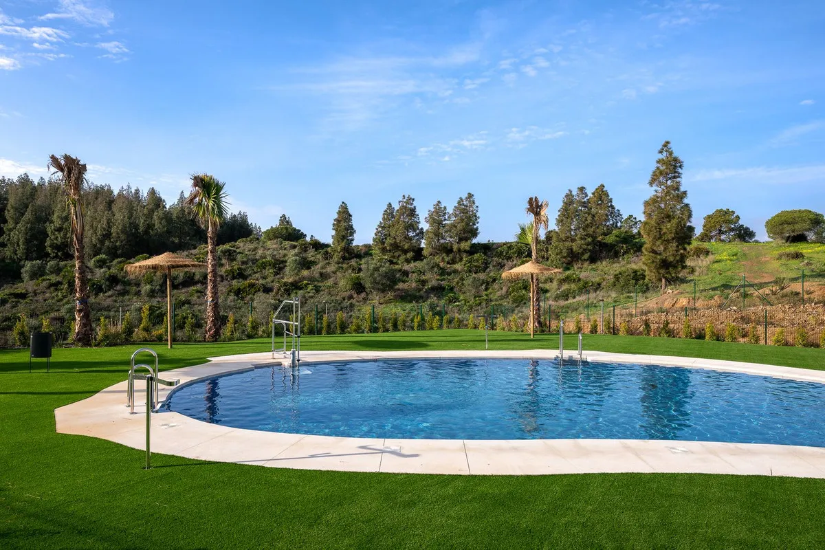 37564701-3733-4ab9-baaa-4aeaec25e9a1