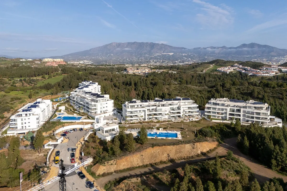 6e3ee290-5b46-4da8-9a83-948c1b8da806