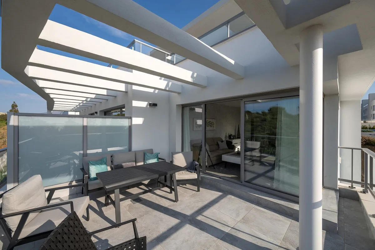 e04bbd13-d42f-4088-b3df-9ae74fe49243