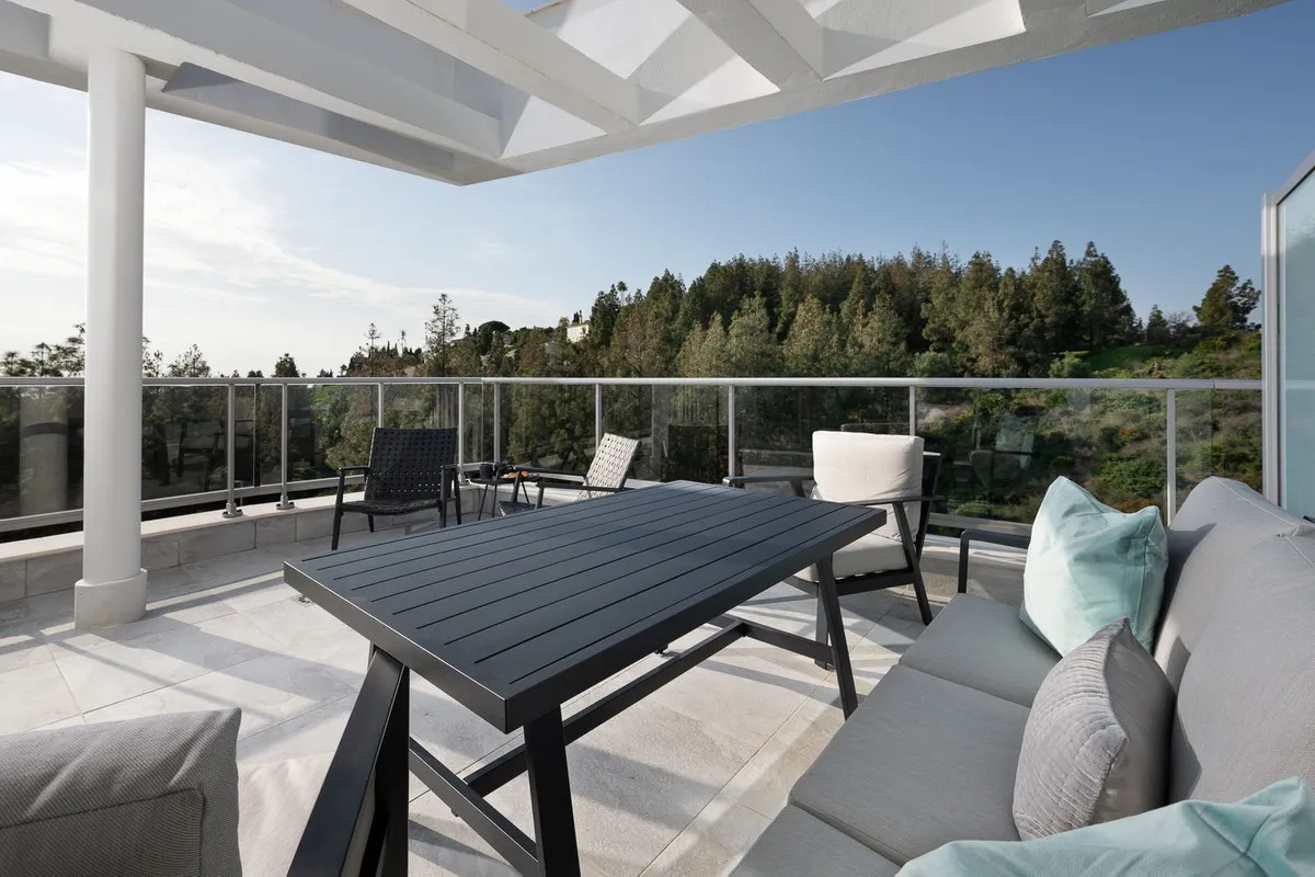 e50cd051-0a94-4a06-b702-a20f1b89fb5b