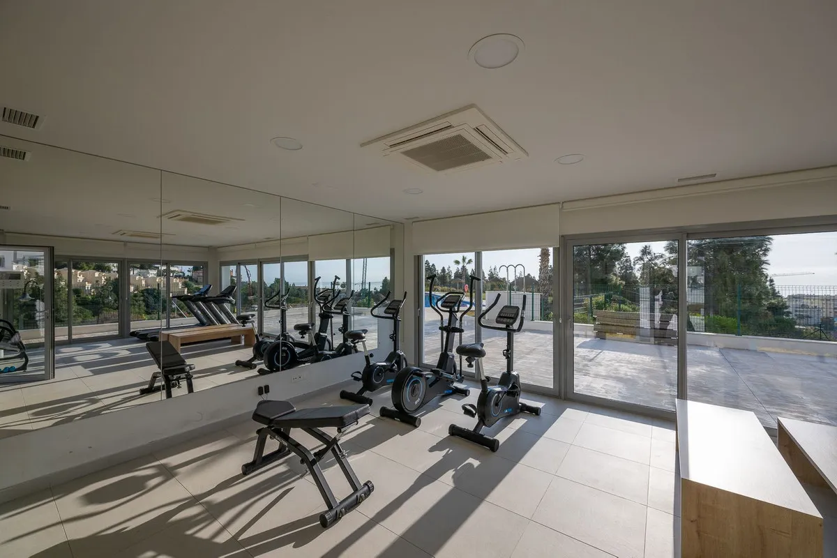 f7df98dc-8908-4b26-8b3a-f1fe17101f94