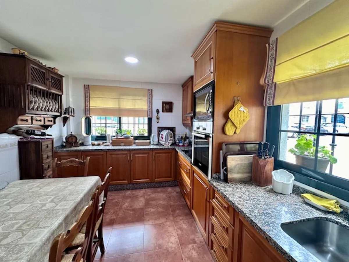 060fa15f-cc8f-494c-82f9-2b3727e33086