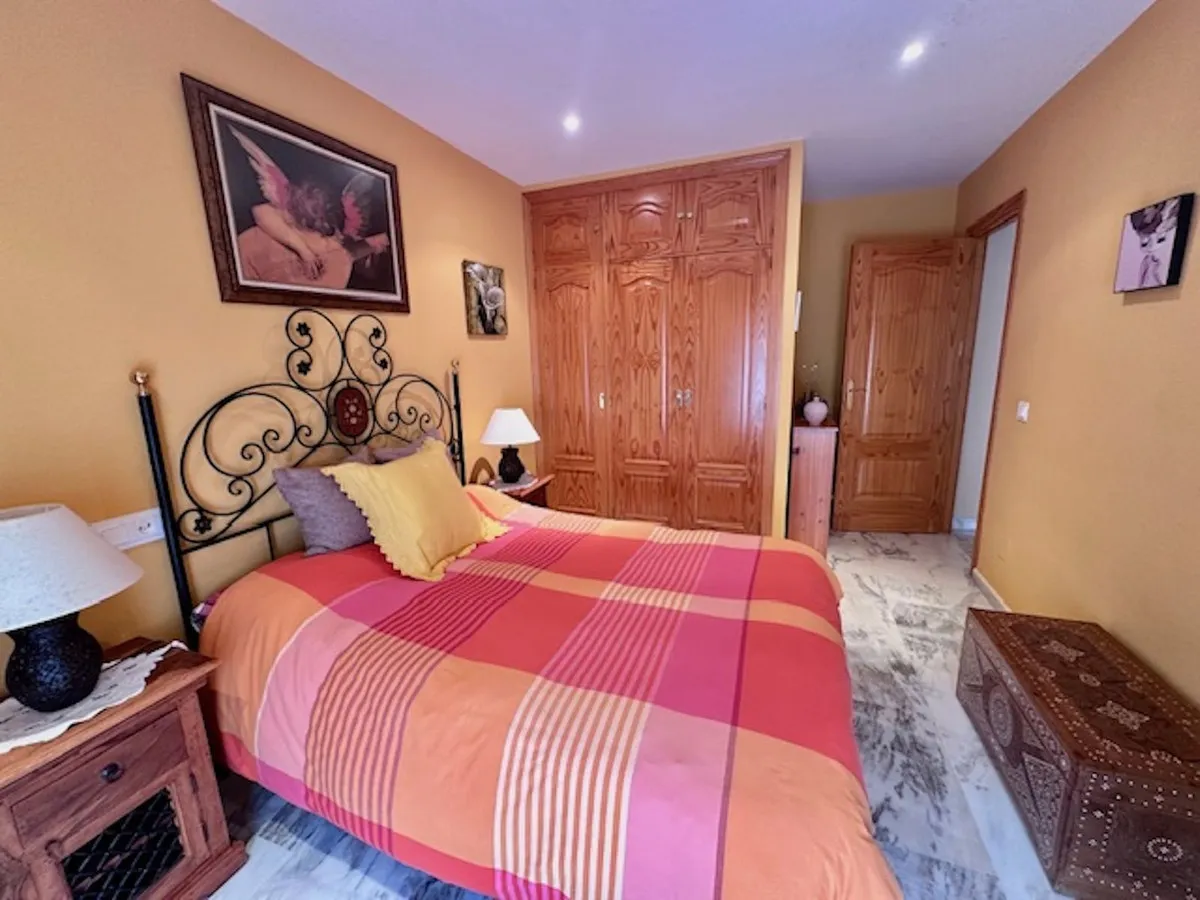 8edcfc17-5223-4993-9cb6-51df78b15ea3