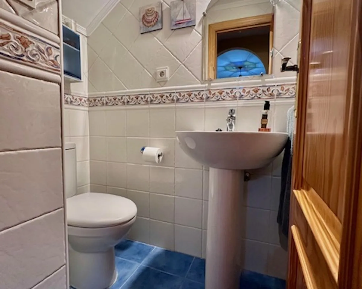 bf9107fb-9fd7-4766-975f-a8aa5c05fb14