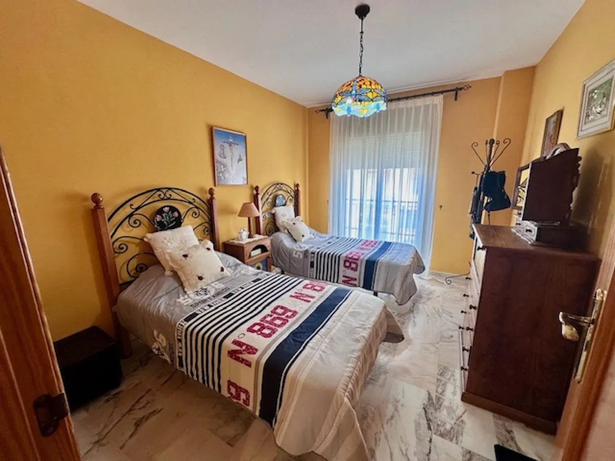 d6b8973e-635e-4281-b58f-f017add38ba1