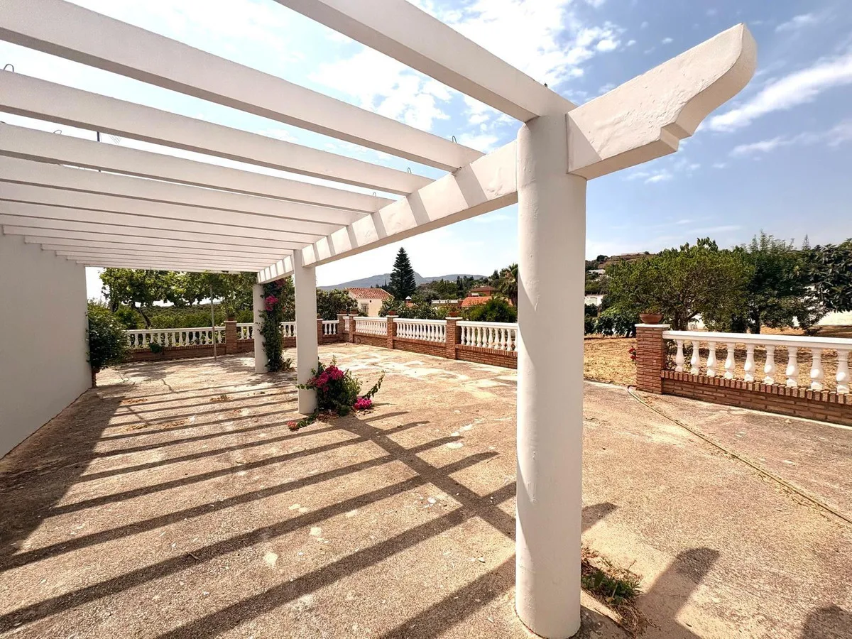 cad80d71-52c4-40a1-85f7-6101282d8239