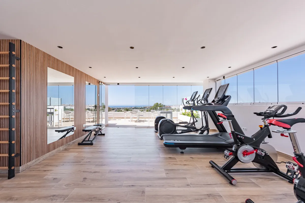 fc2f3b2d-f521-482e-bd79-053b22289926