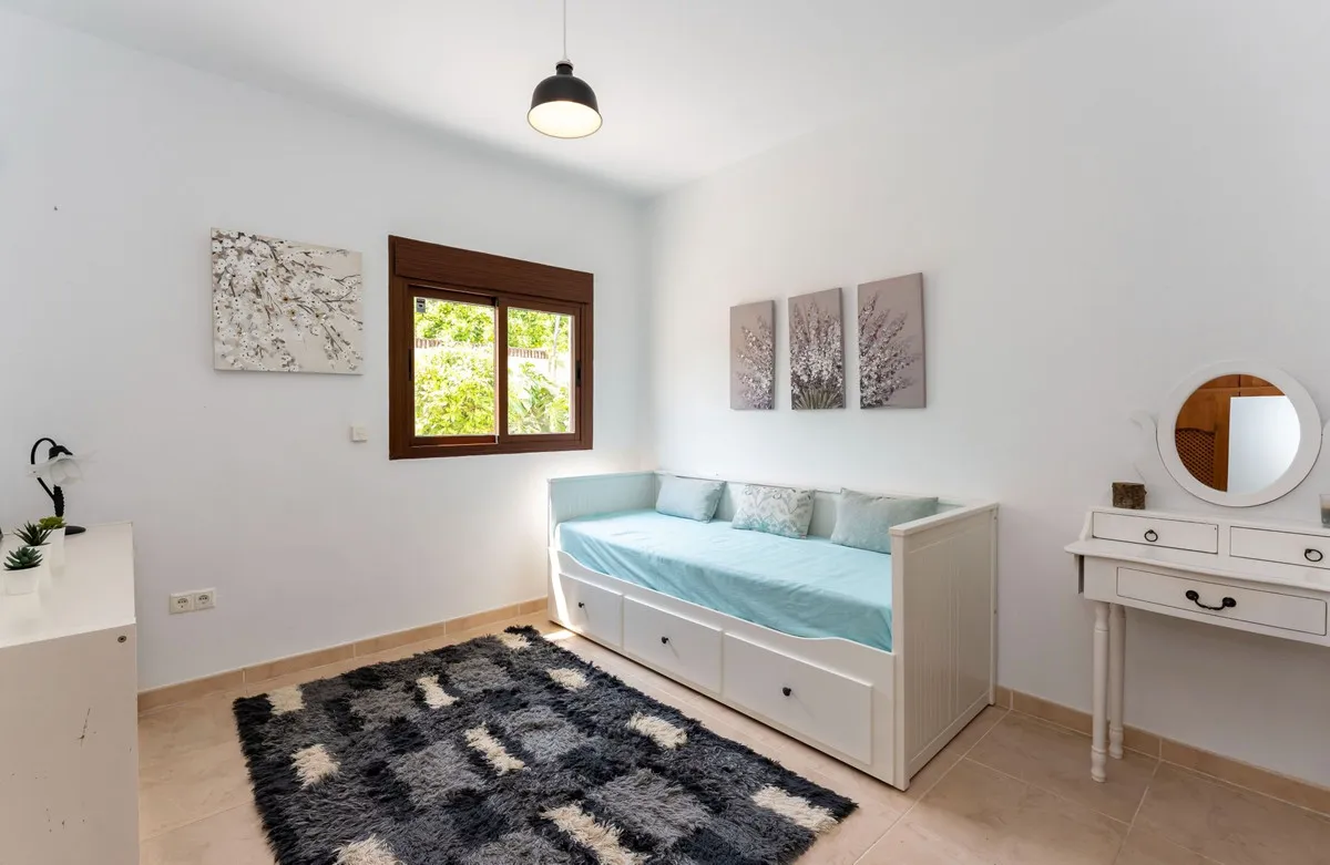 66fe59ac-2095-449e-8e08-9c6aebc78a60