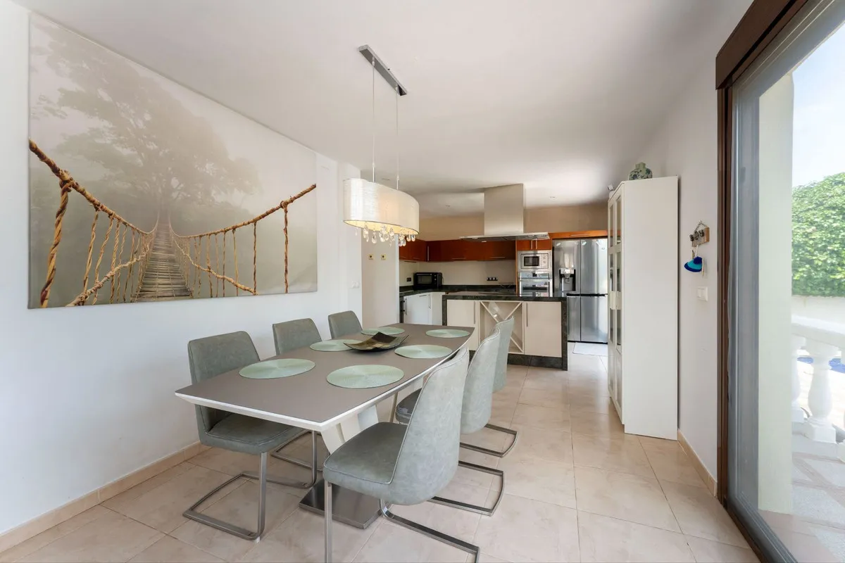 d46756e4-92f7-4791-9ba2-10724b3fcf98