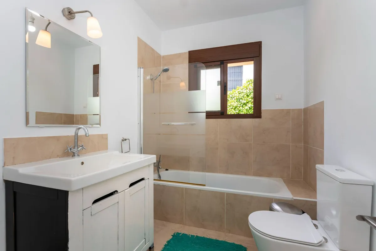 e13d06df-8747-45d5-916b-cca67493a777