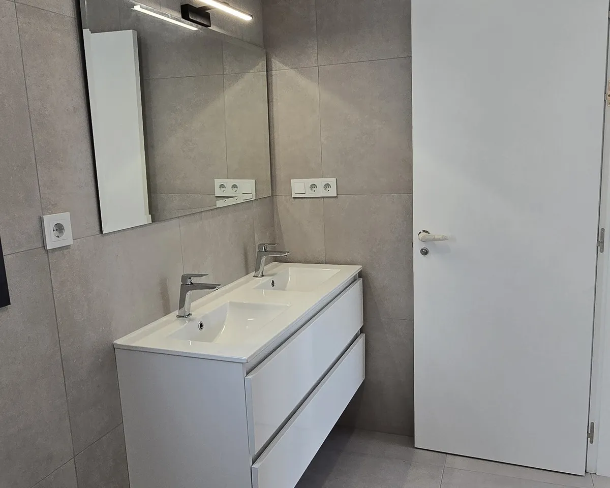 23d6ee85-6ac2-4597-9c6b-01910573beaf