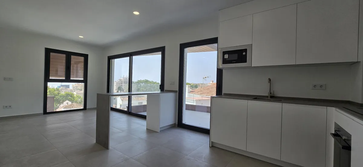 47f3f8bb-7827-4eba-9a62-8fec57f9d5df