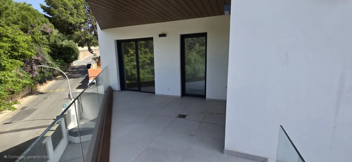 ec193ff0-b3eb-43fa-8113-3d572ddb2d5e