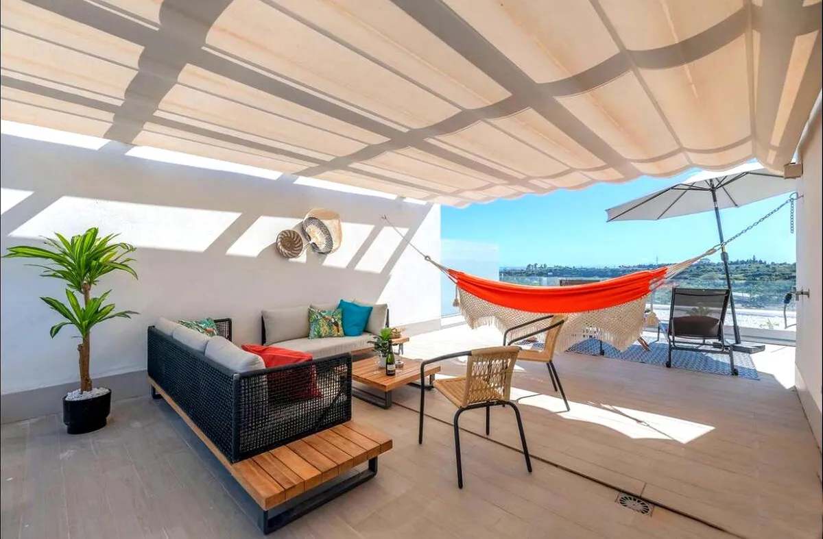 e02e569a-6bf6-475c-b944-50140e8225e6