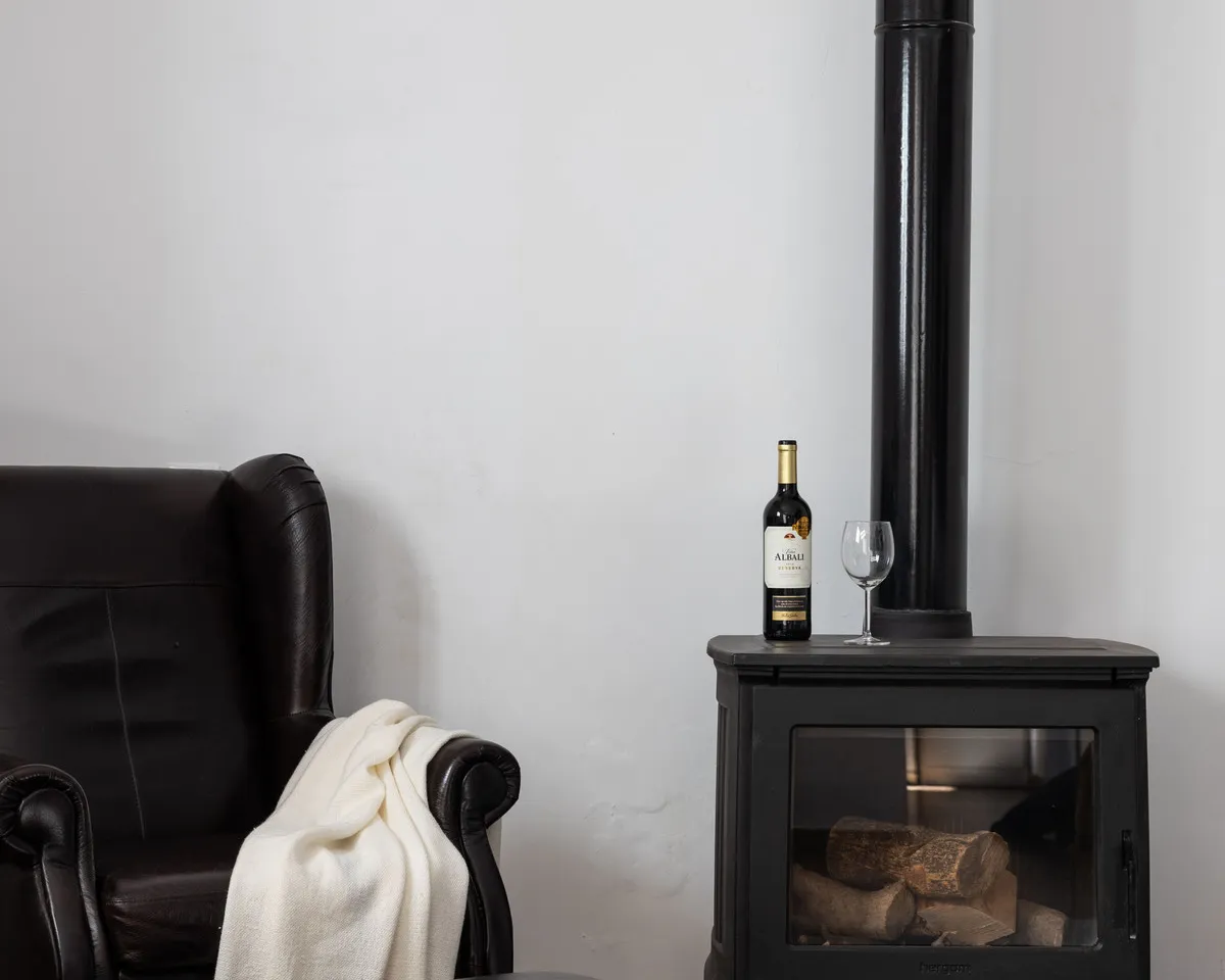 33c1cd0d-039a-483f-b141-b28ef4de6724