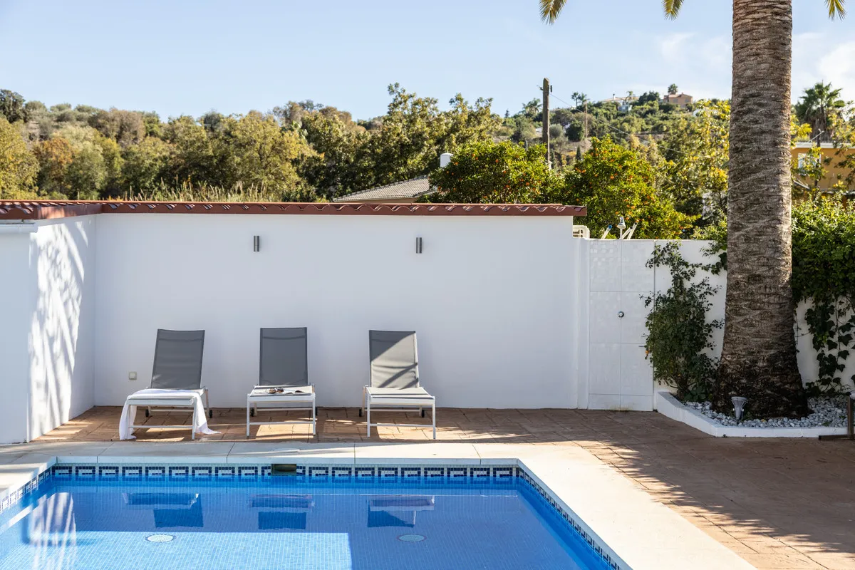 6bb2d65d-4f3f-48ac-8a3e-380c69282c72