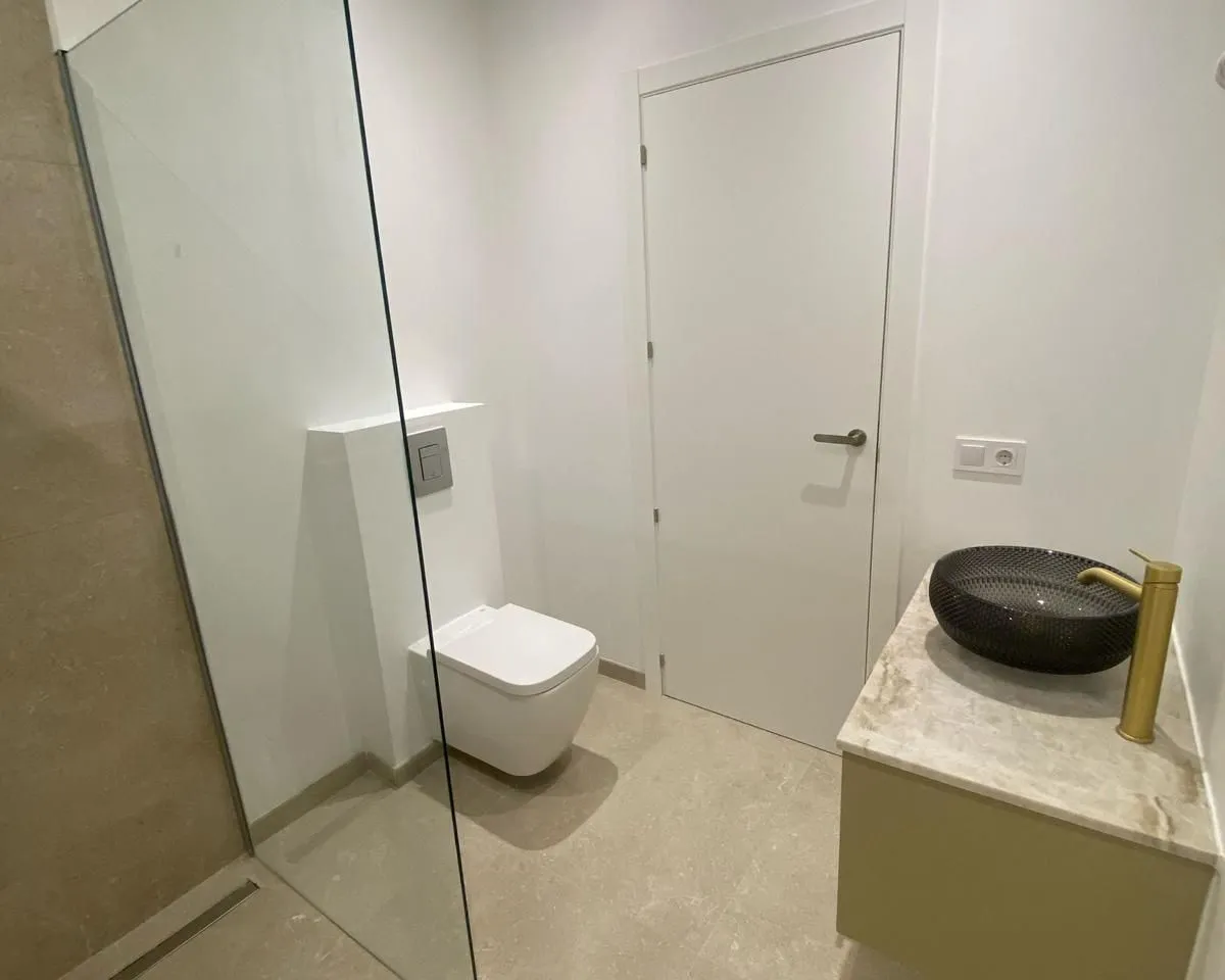 2bca6d32-fe0f-4c70-a7de-a224d062f5f2