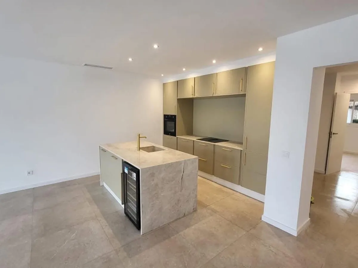 97dbb3d8-aea6-4493-8af5-8e4be11a69c7