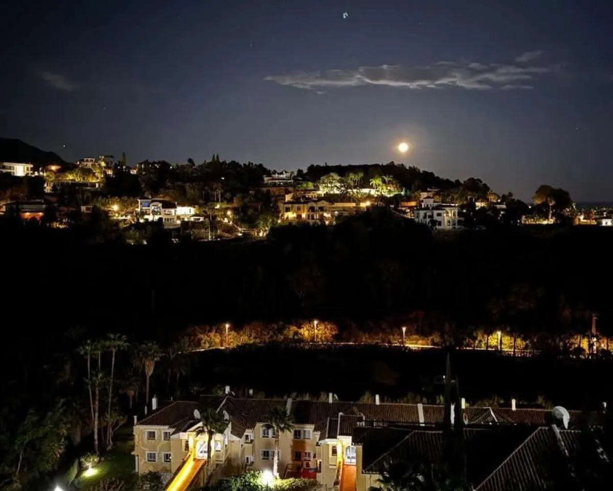 da24e3c1-1a19-4a02-ba2c-35445d0319a1