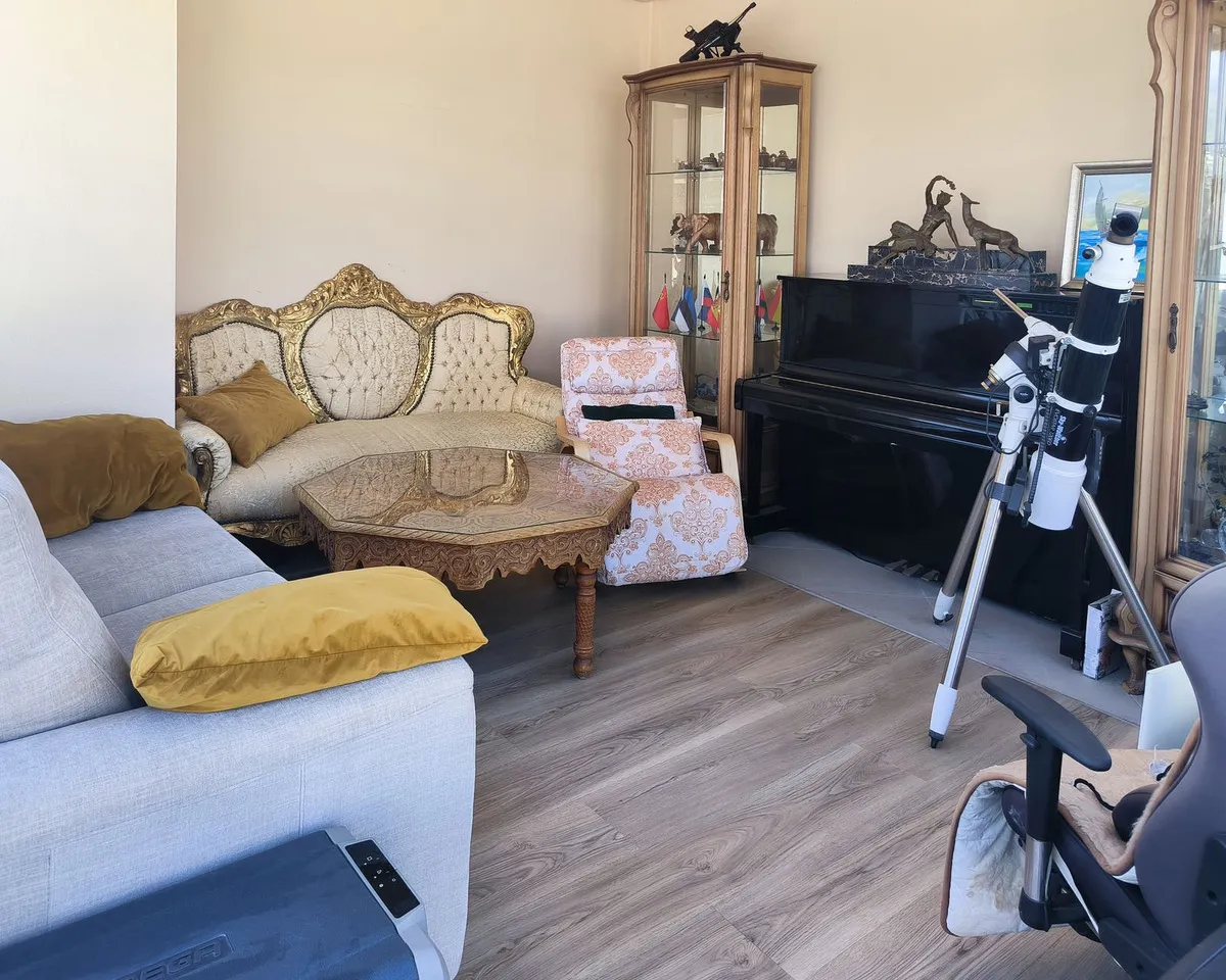 0be3cfc6-082d-478b-9e01-3ce282c9d9d7