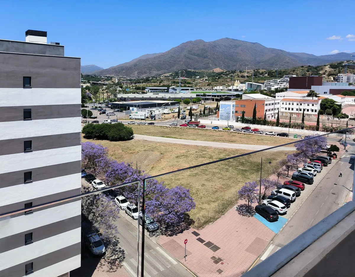 4160709b-99a4-40bf-bcc7-0563e4fca489