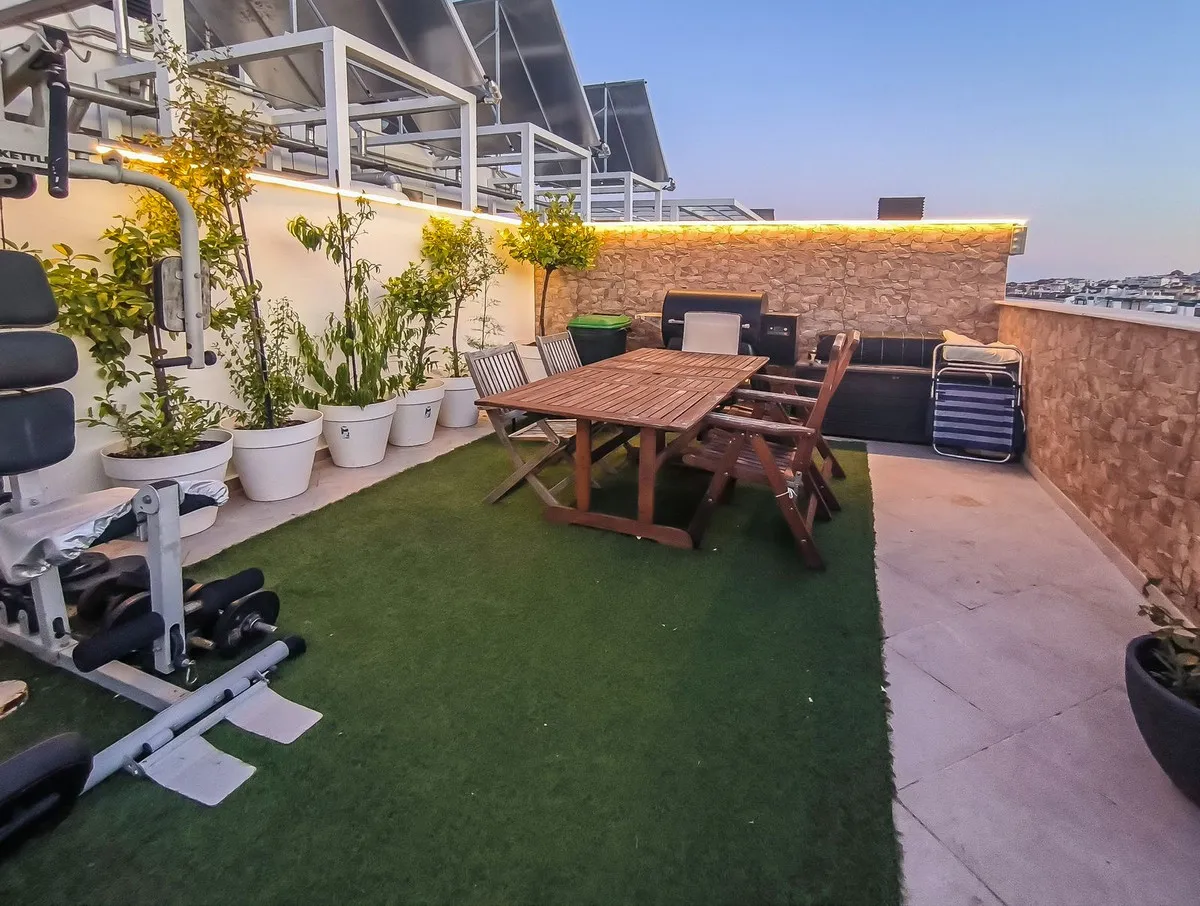 d847a036-4162-4275-b08d-b0f92b1638ec