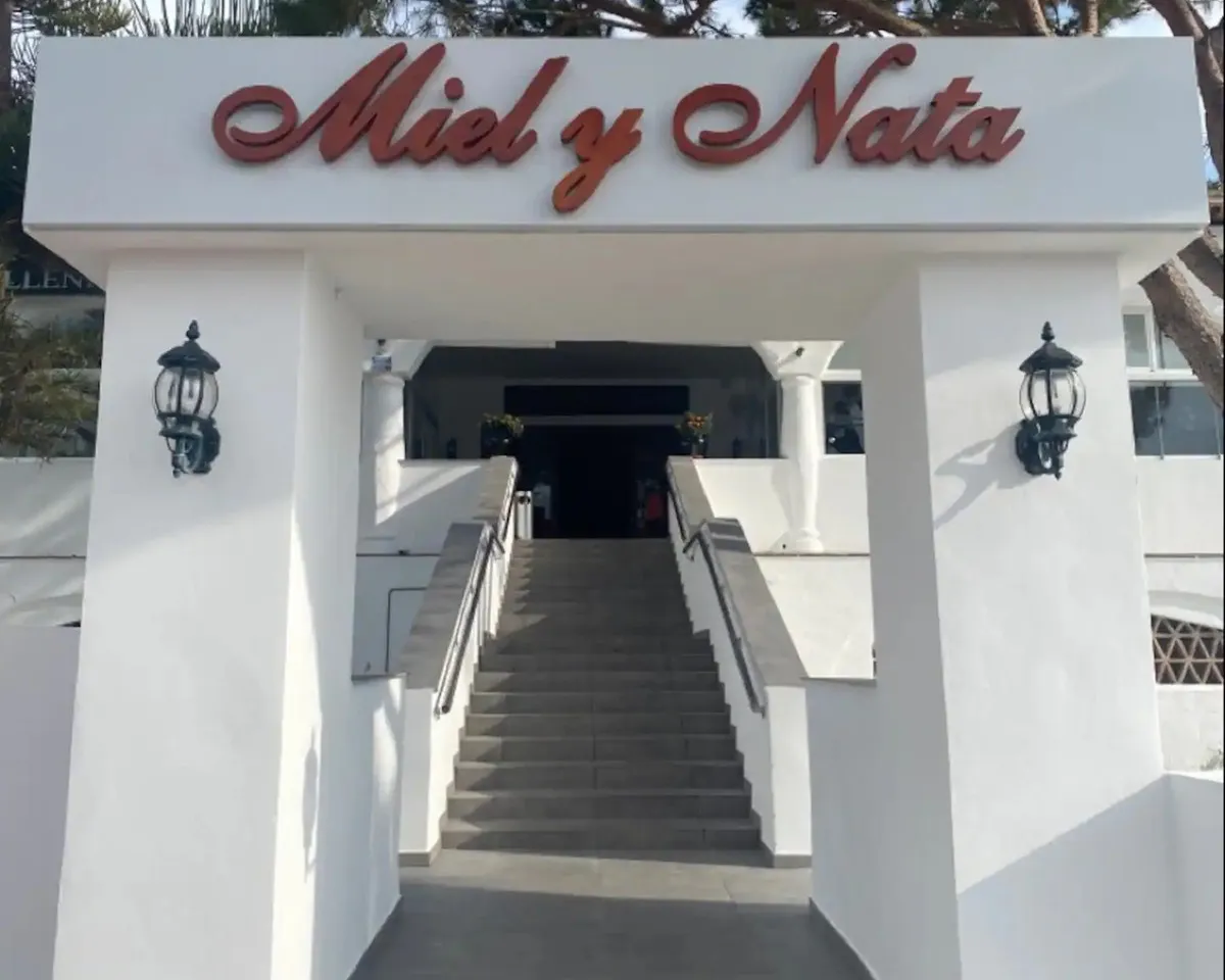 19439008-8840-404e-ab35-acc658c46e58