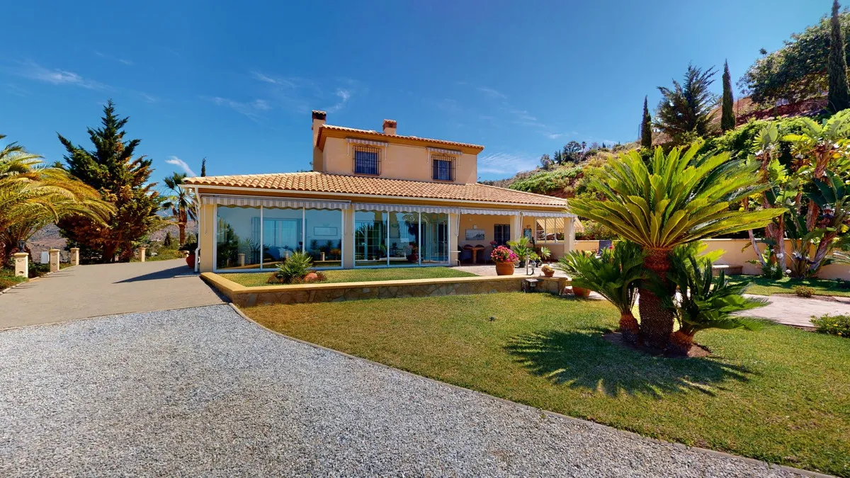 0f8d1731-bb46-4314-9e8c-3ad048725243