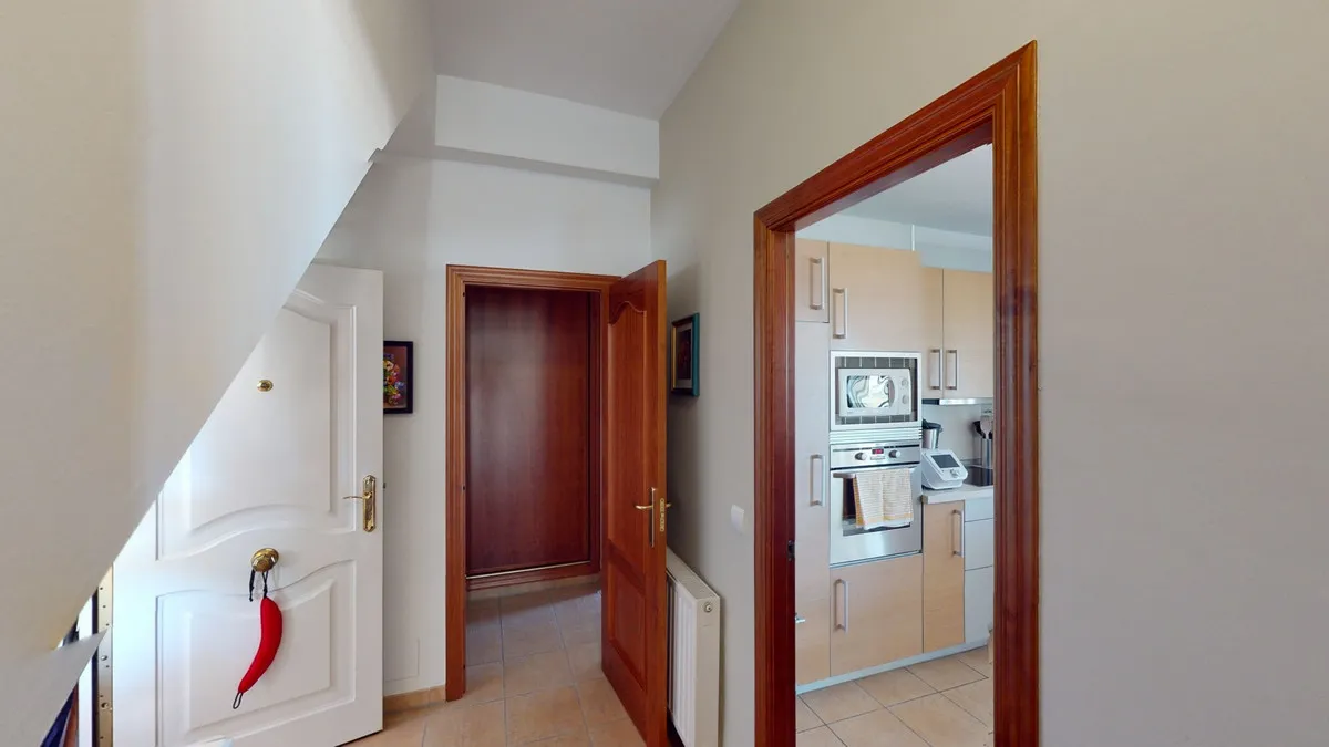 ae967d97-b422-4bf6-af73-259e353ba07f