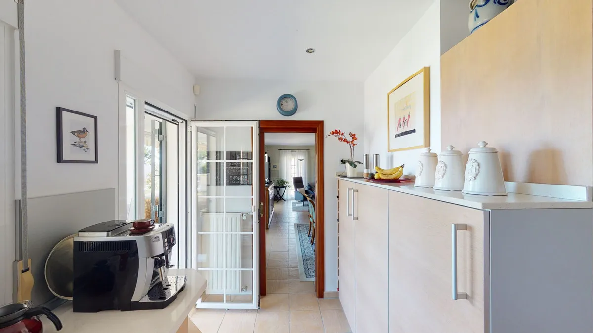 d417dd53-7b38-4020-8d35-1f9572ad0b68