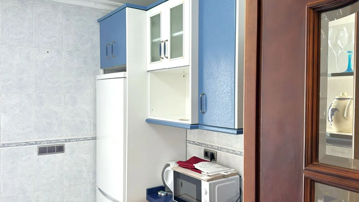 127590d0-63bd-4427-b79a-fb7d12a7eadf