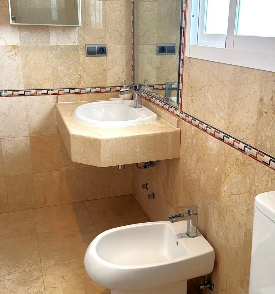 c87b0b48-ab28-4f51-82c6-938ae020e744