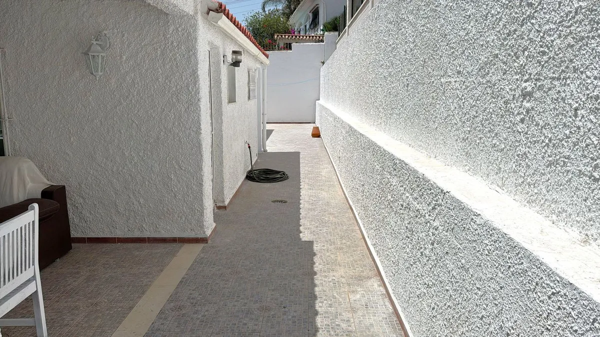 dcd6a5c1-8a2a-4773-ac19-f40698a1f1a4