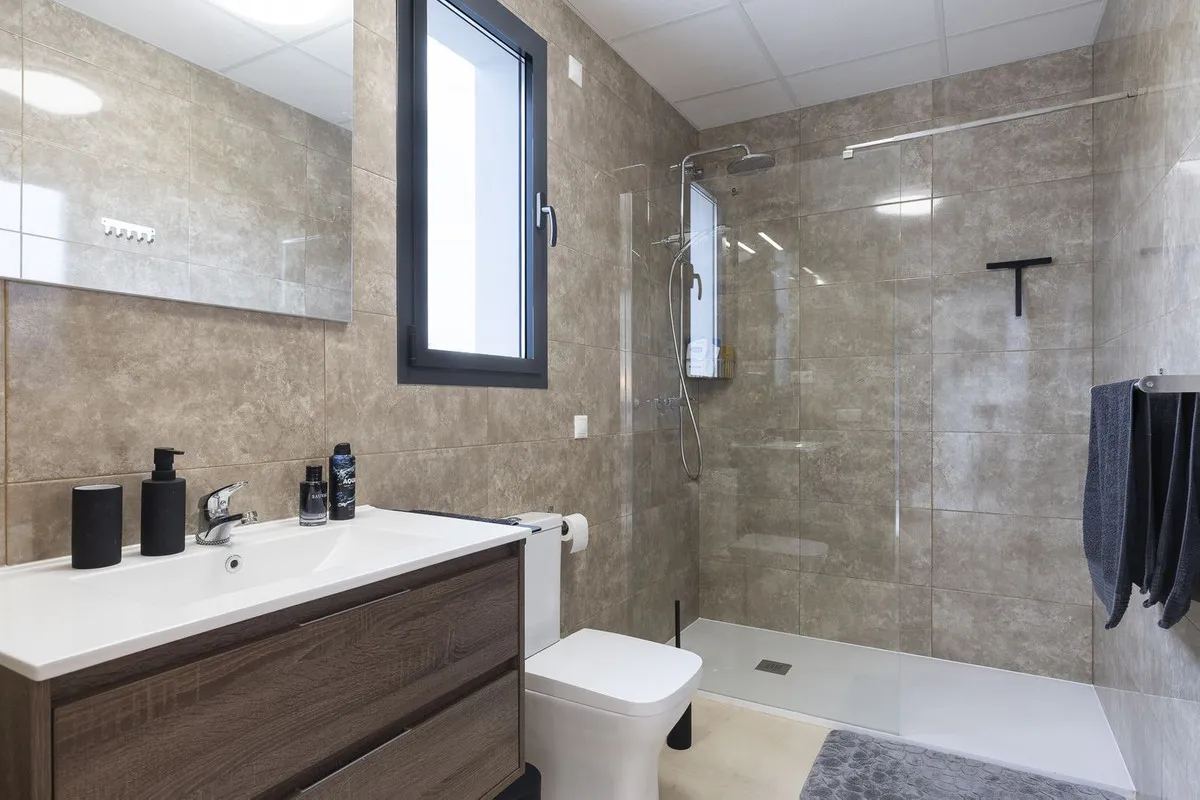 1e22e4fd-b171-4a0e-ba05-5fec61e03a83