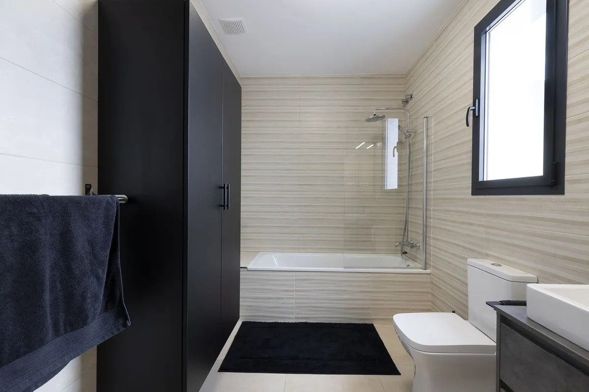 9efe6473-7205-4728-93b8-75e2c6adeb70