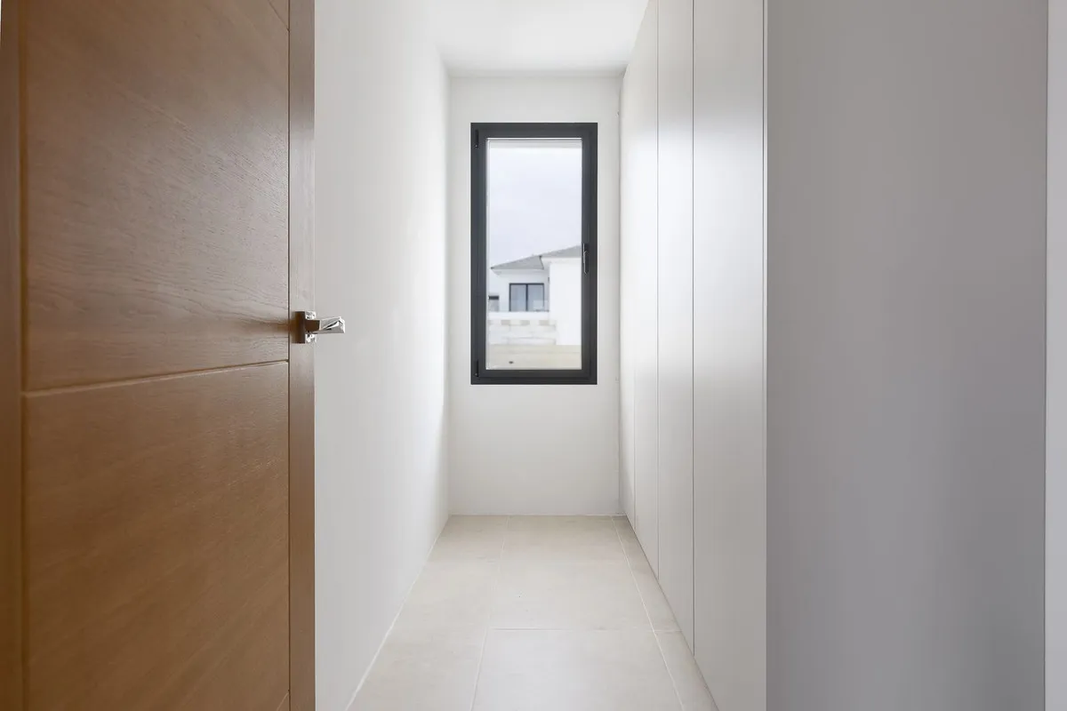 bc6a7957-1a12-4058-95af-6749e904fb93