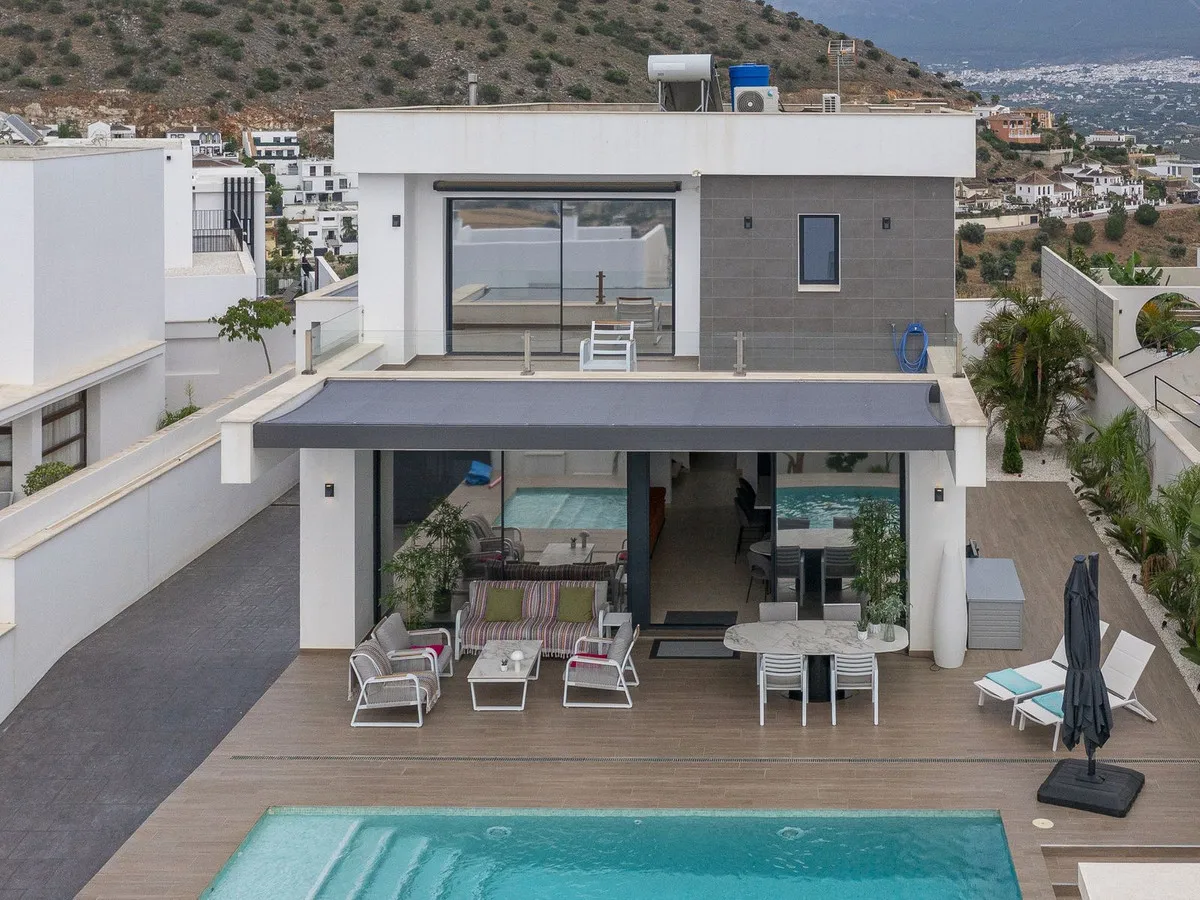 c70e5bc8-808b-4630-a008-7ffd7a45401d