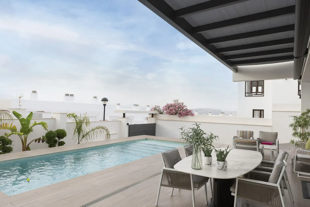 e6f7a111-a9b3-4790-bf2d-ec8c51163946