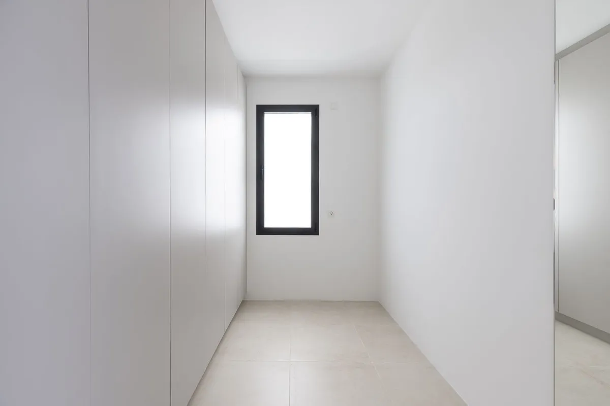 ed4b162c-2b97-459f-847f-19bc7c6aacb5