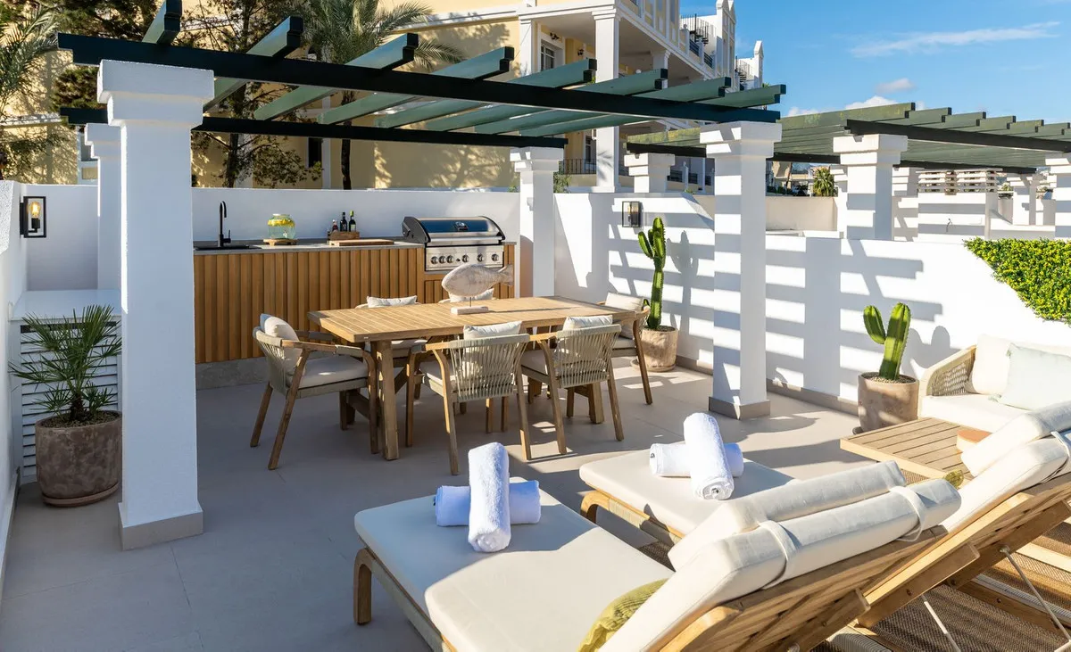 cac7c543-3172-429d-8dad-0d64caa7ffd6