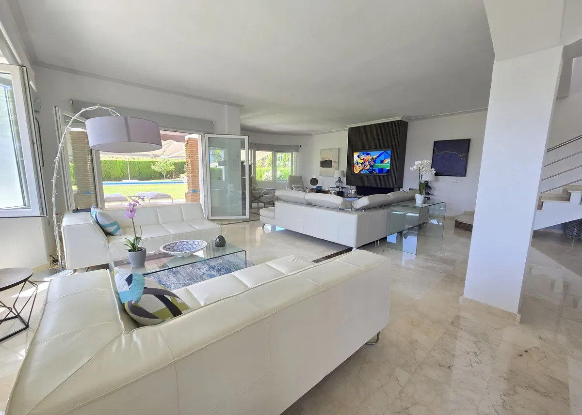 013f9578-ddc3-4871-899b-3cbad9305c39