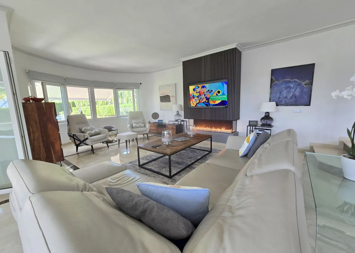 e7ec21ac-857f-4d3a-8b62-723e885859a1