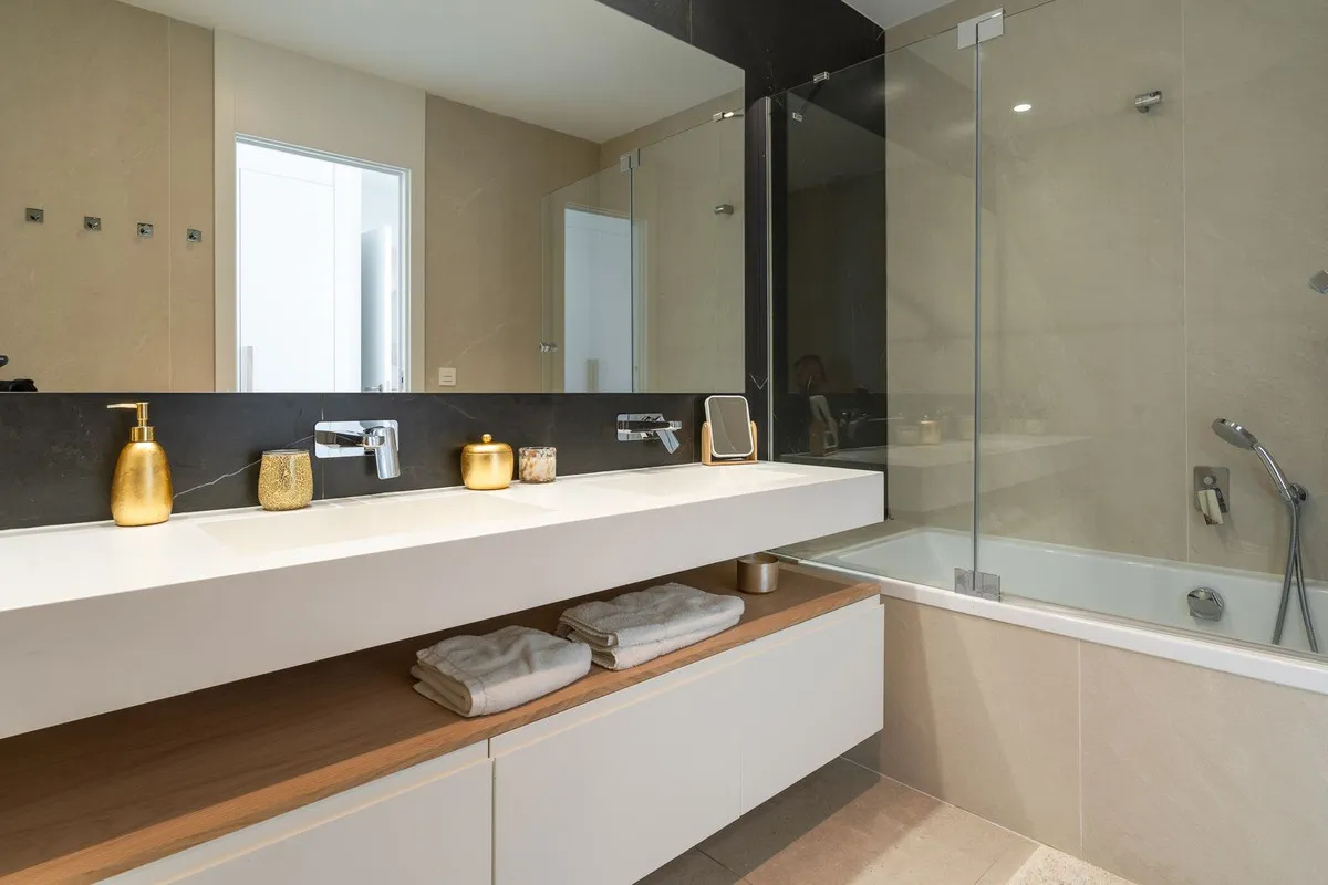 3d646850-e21e-40ed-99bc-12f580c62c7c