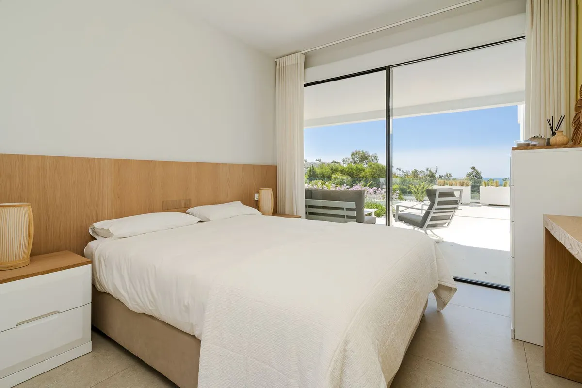 9c508275-82ea-4c9d-acf7-7936463580cf