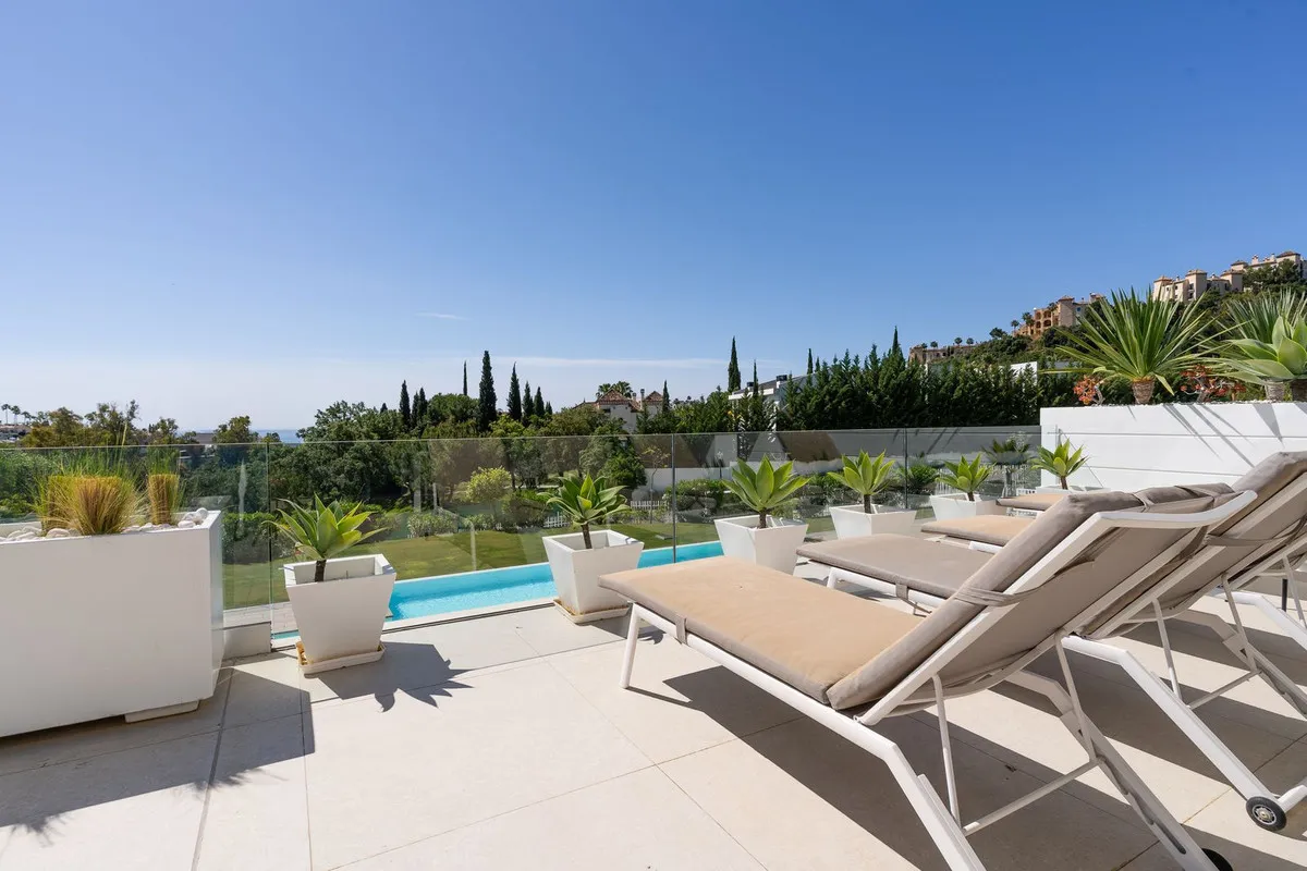 c7b6d0f0-9939-44cd-9da2-2f404bd84f9a