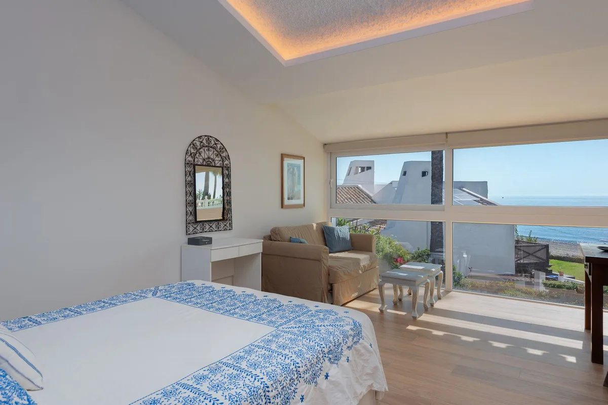 4364ad20-a8c7-4b80-9720-1672fef7fe57